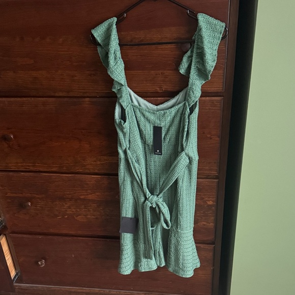 Lulu's Green Ruffle Dress - Picture 2 of 3